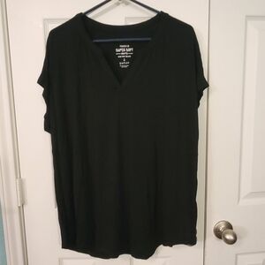 torrid Black Short-Sleeve V-Neck Tee
